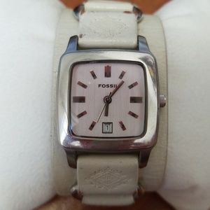 ⛵️2/$15 Women's FOSSIL Watch